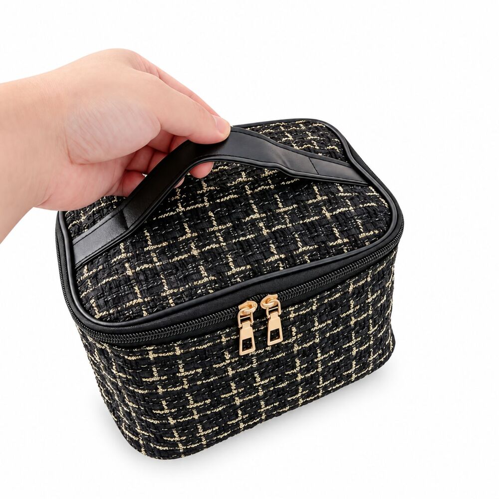 New makeup pouch